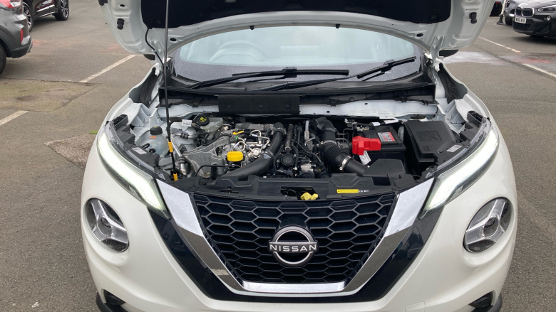 Nissan Juke 1.0 DiG-T 114 N-Connecta 5dr Petrol Hatchback